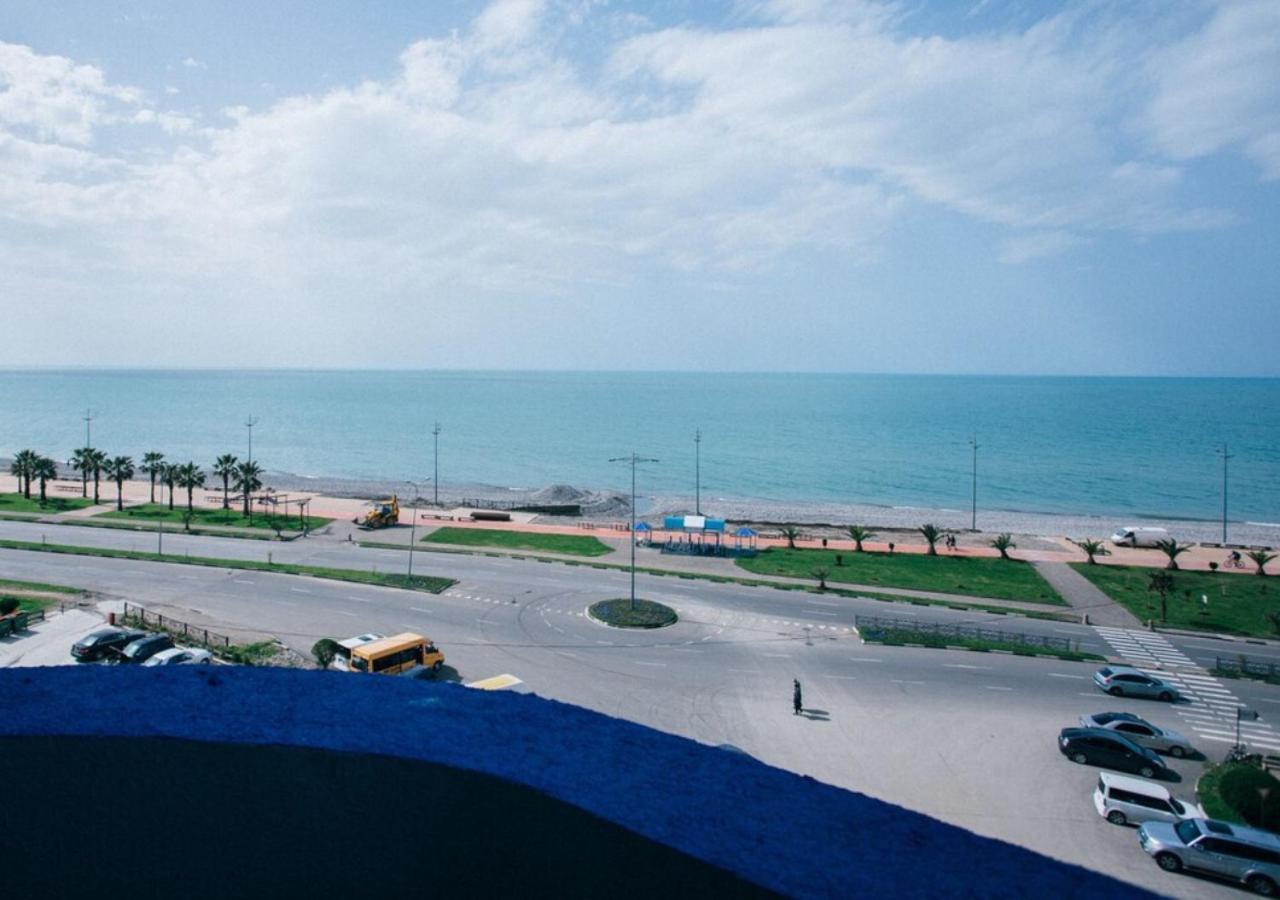Horizon Batumi Aparthotel Exteriör bild
