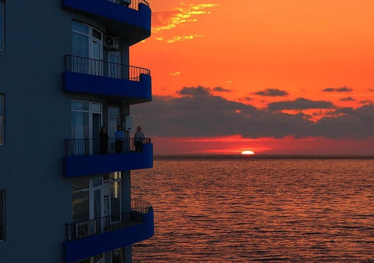 Horizon Batumi Aparthotel Exteriör bild