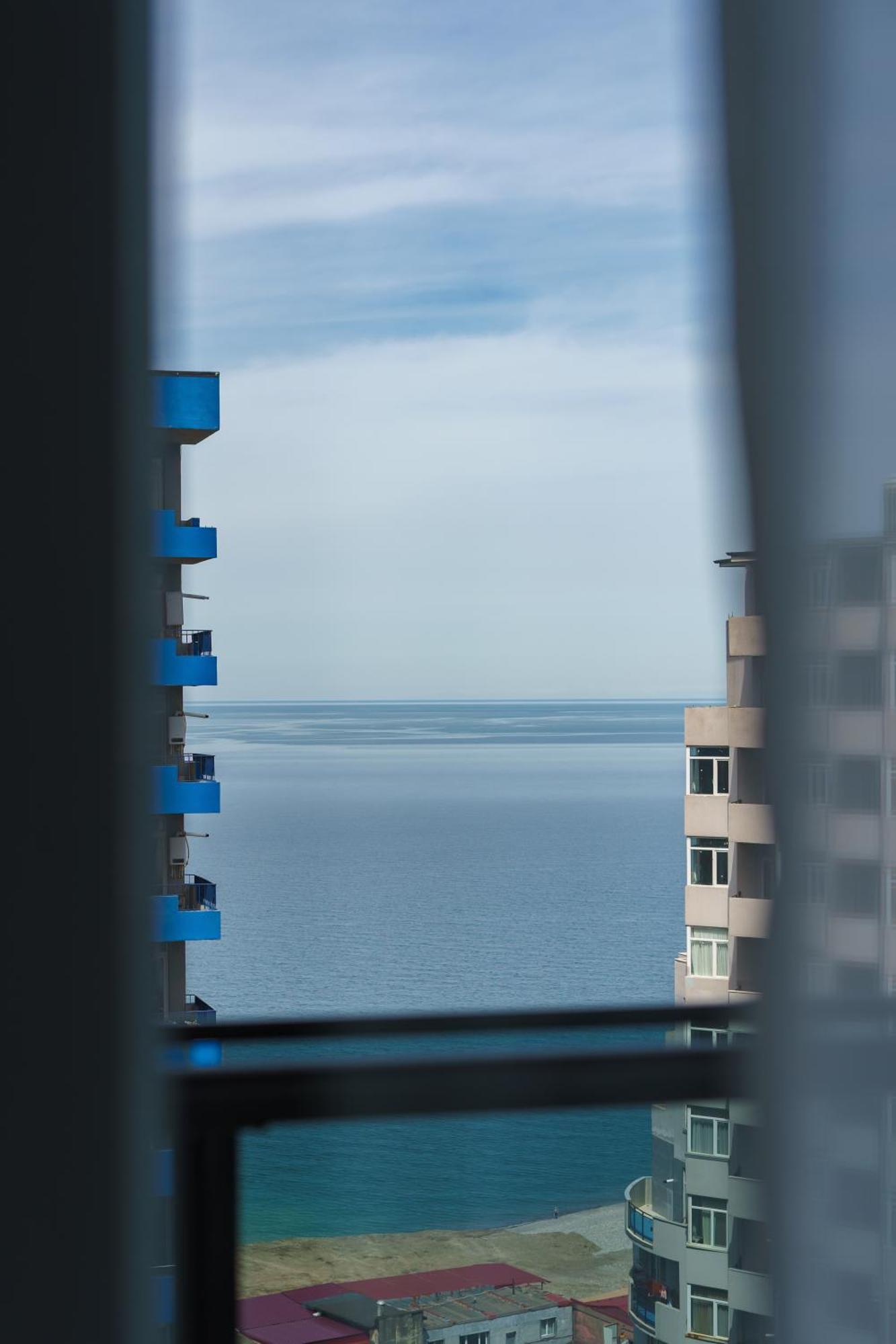 Horizon Batumi Aparthotel Exteriör bild